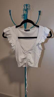 Zara Ruched Front Ruffle Sleeve Crop Top – Size S